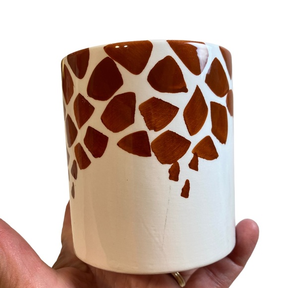 Giraffe Ceramic Mug - Picture 3 of 9